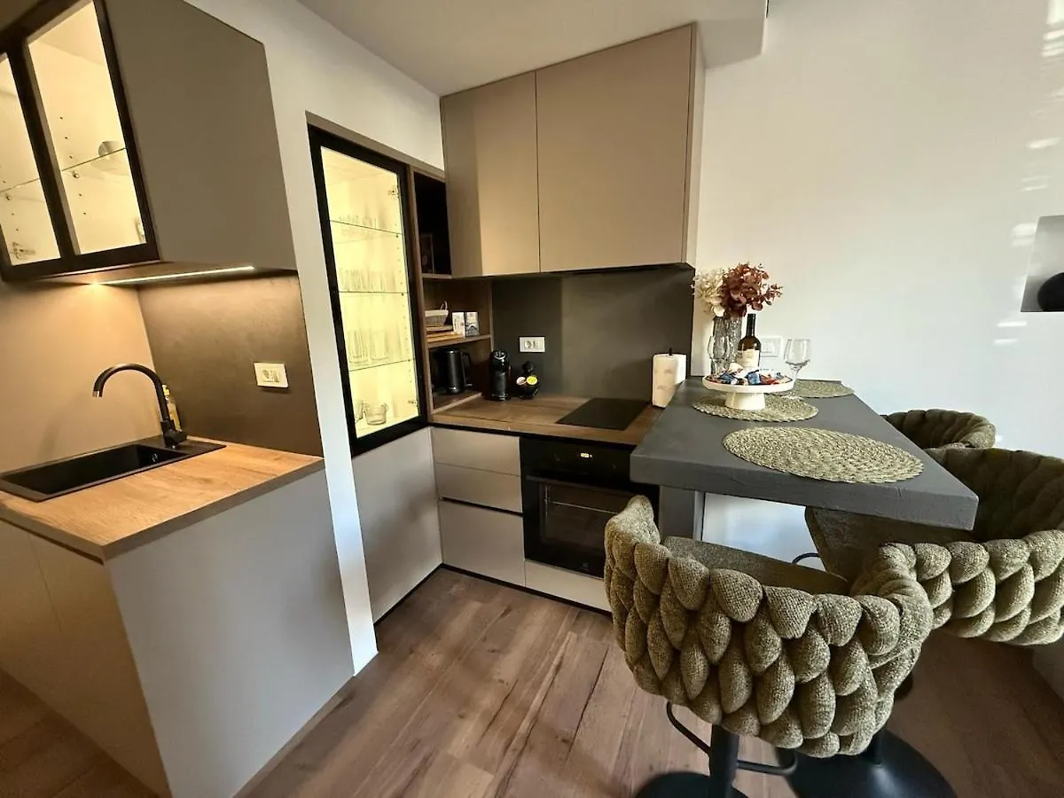 Apartment Castanea, Lovran, Opatija Riviera